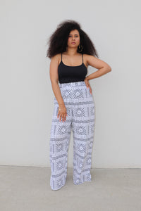 Pantalon "Wlon onamocenènani"