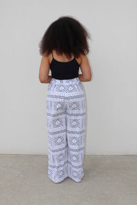 Pantalon "Wlon onamocenènani"